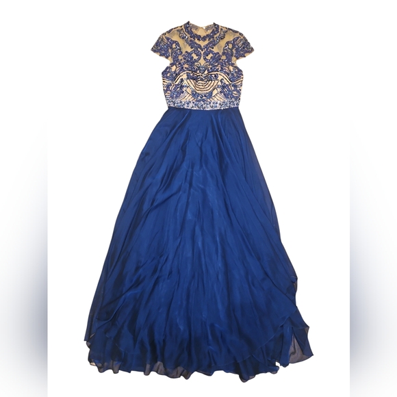 Sherri Hill Formal - Picture 2 of 6